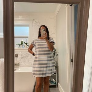 Super cute dress with pockets